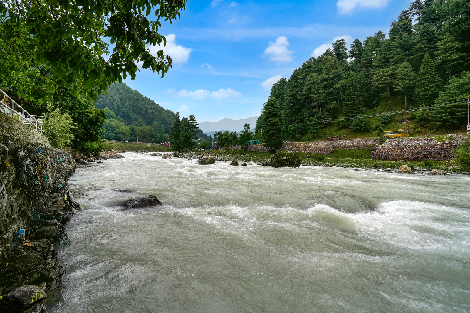dancenter riverside lexus regency pahalgam