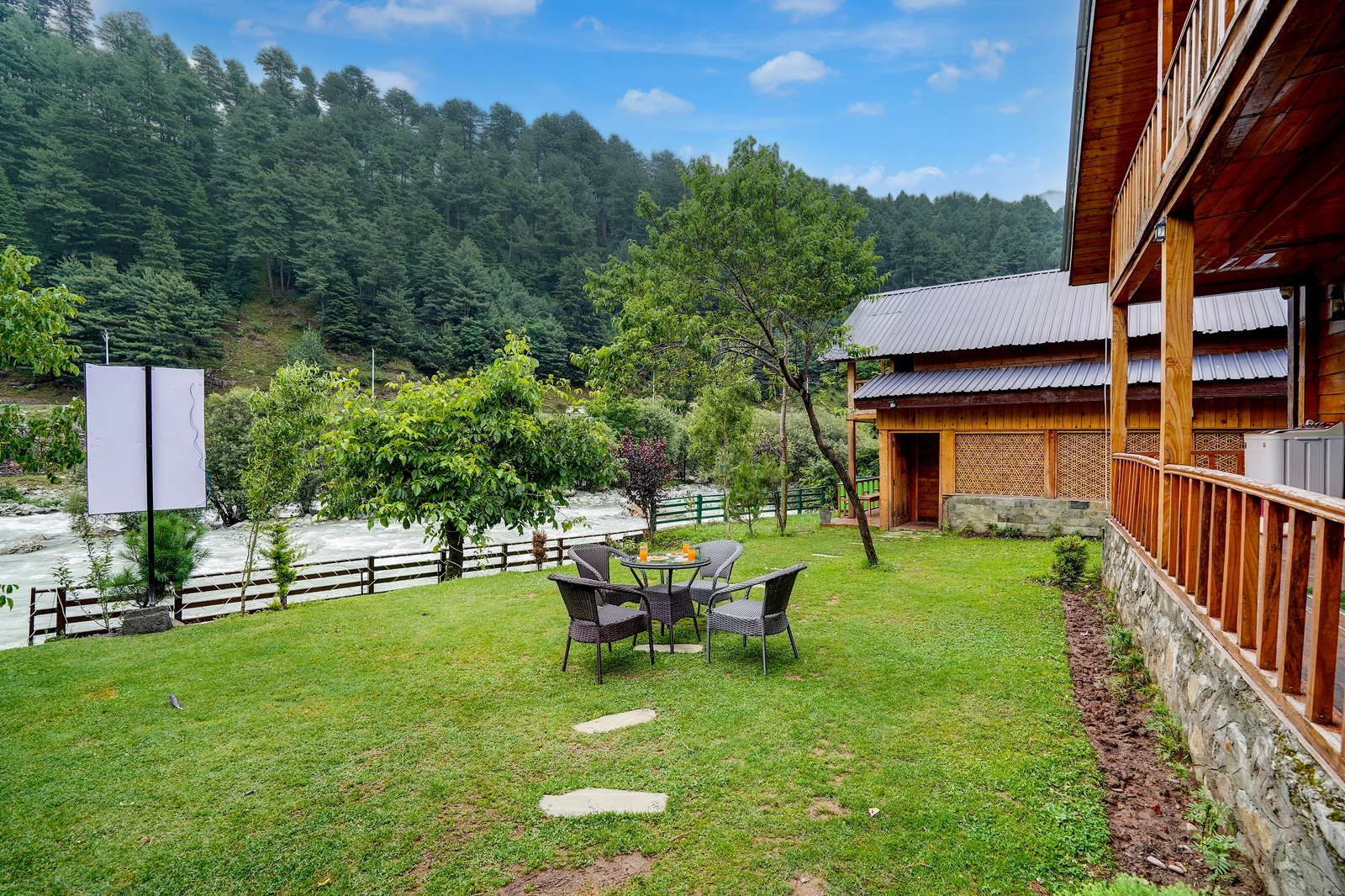 dancenter riverside lexus regency pahalgam
