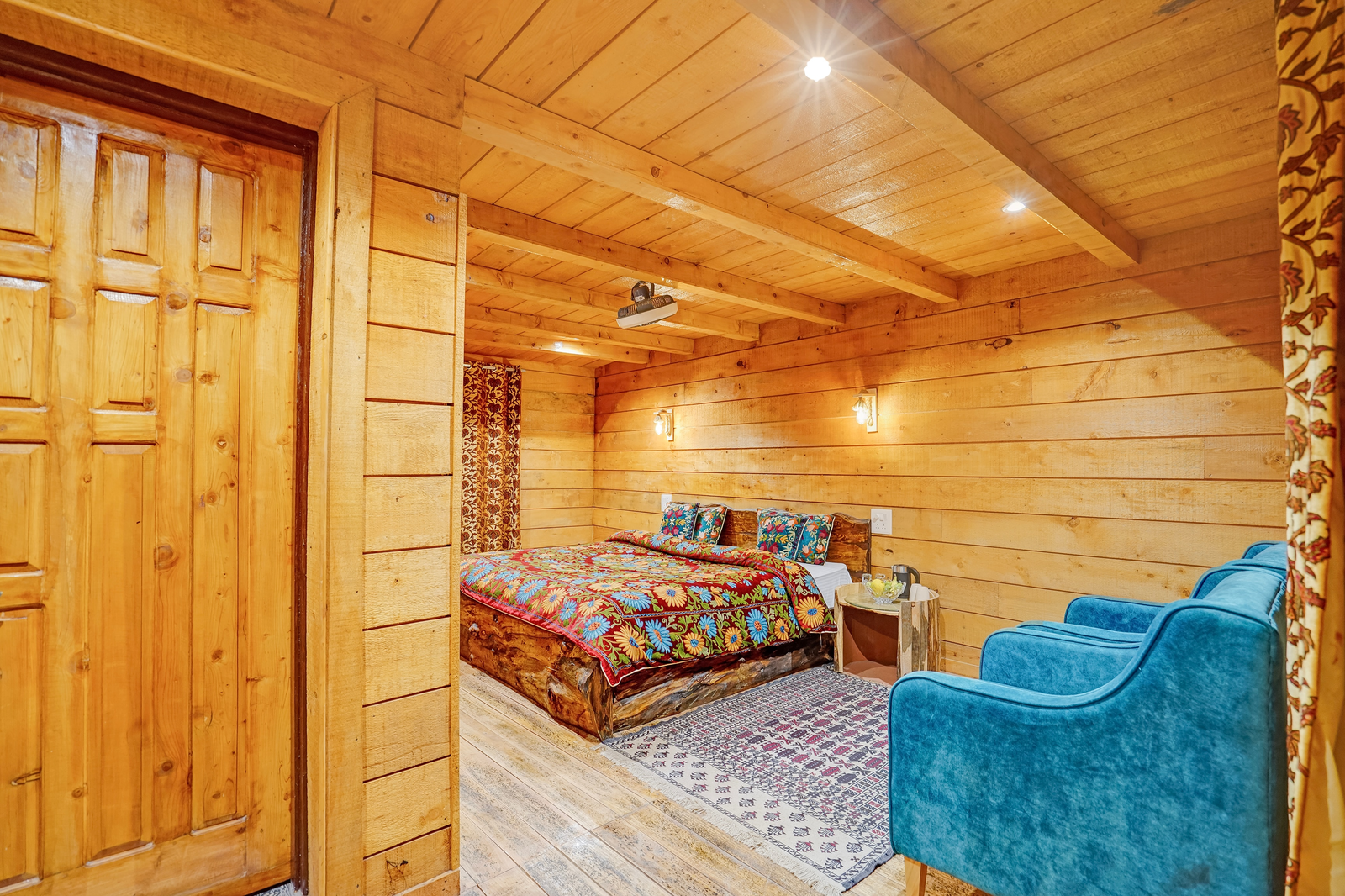dancenter riverside lexus regency pahalgam