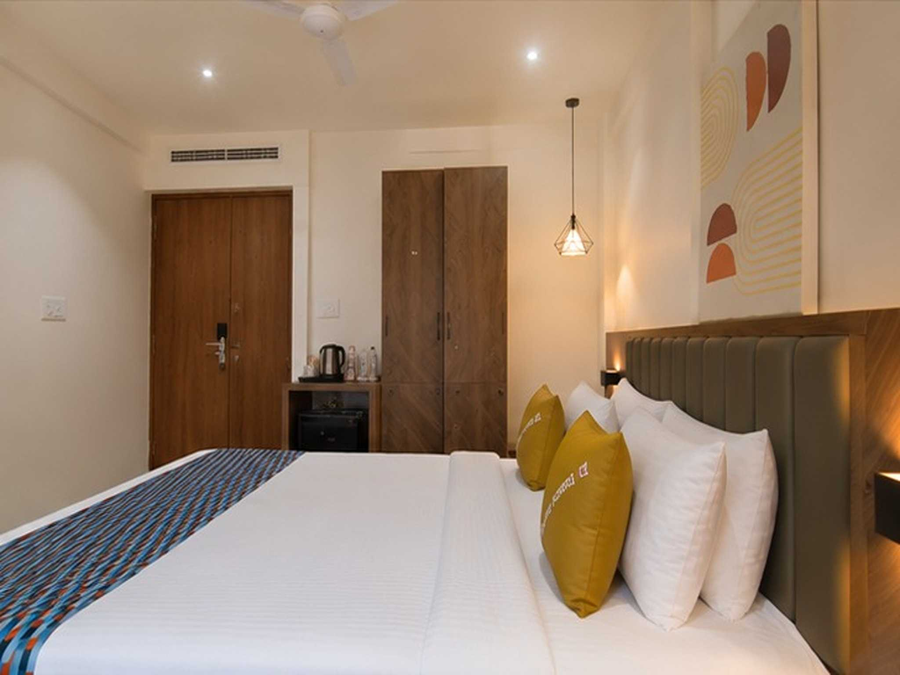 palette hotel gonda
