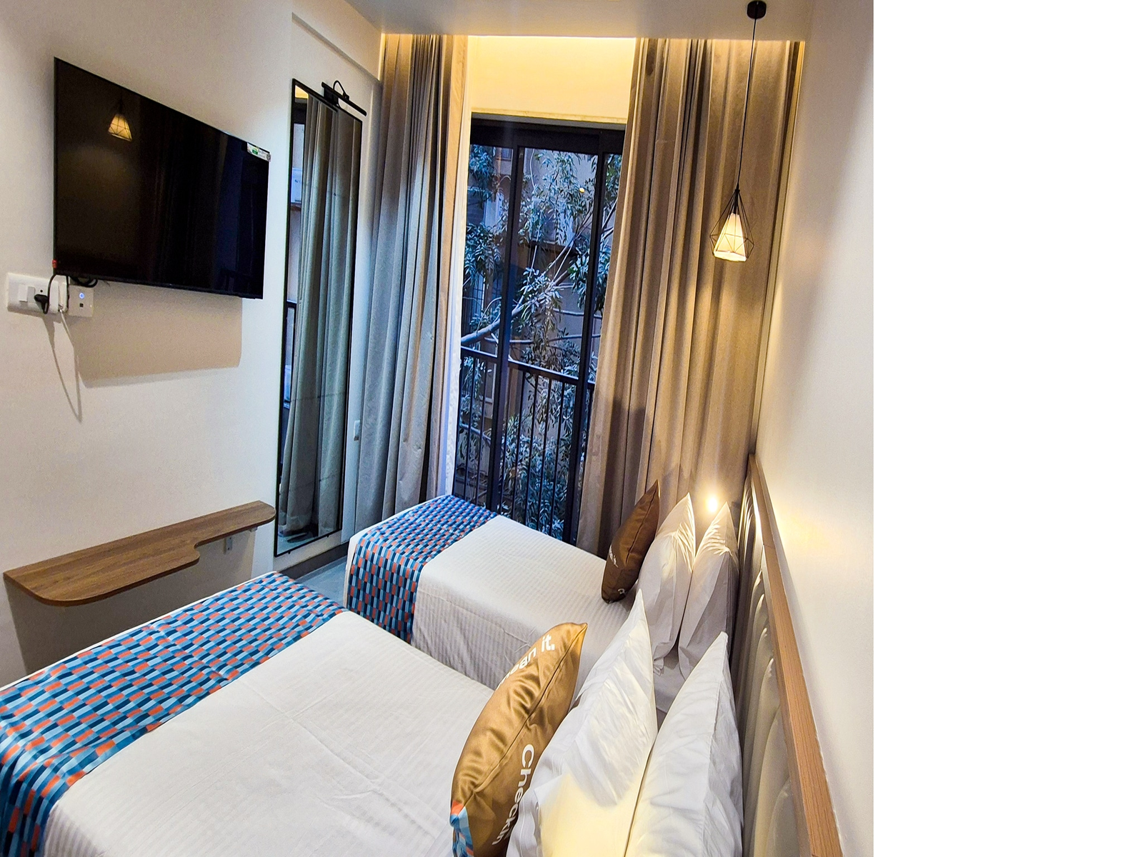 palette hotel gonda