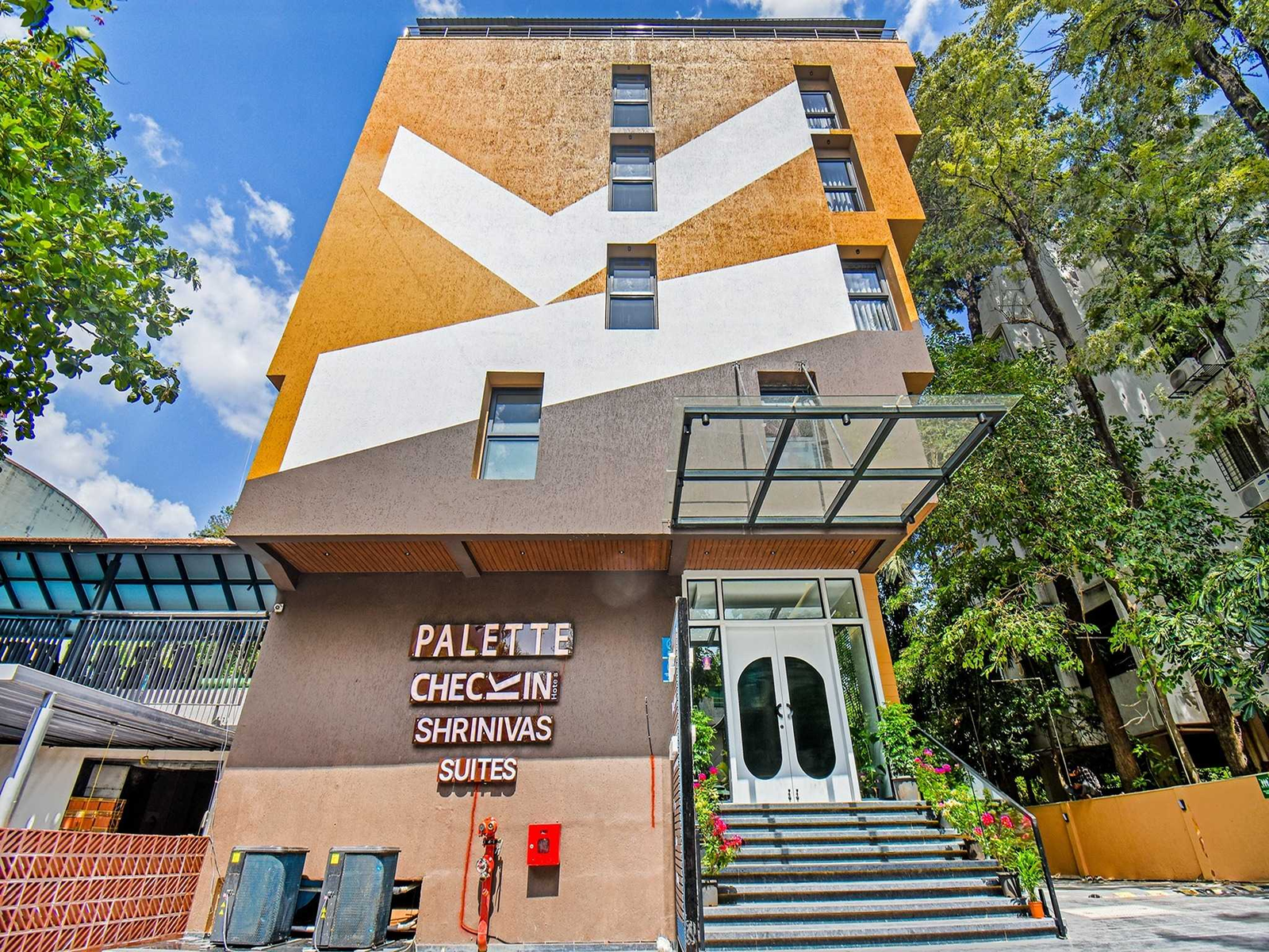 palette shrinivas suites baner pune