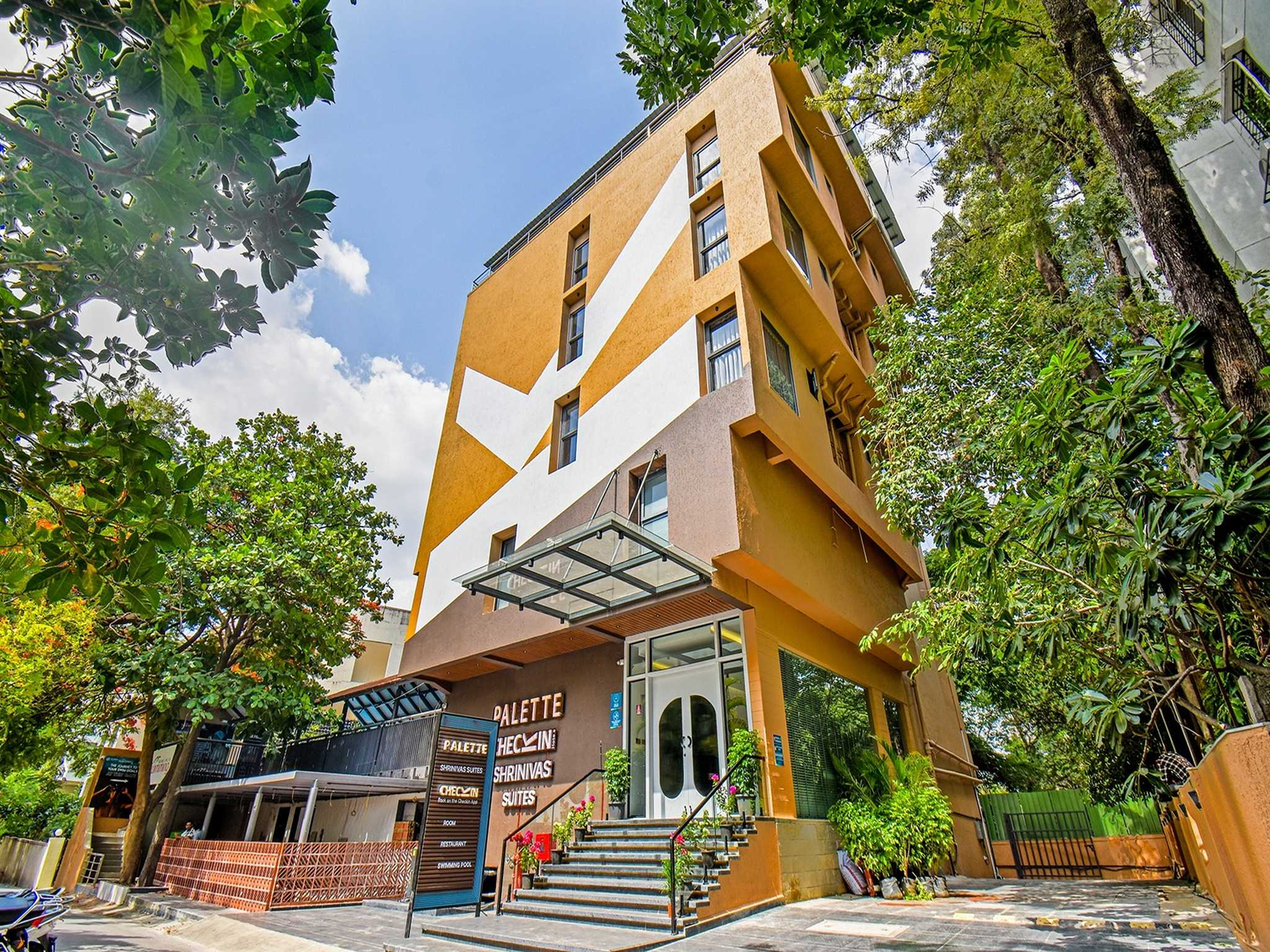 palette shrinivas suites baner pune
