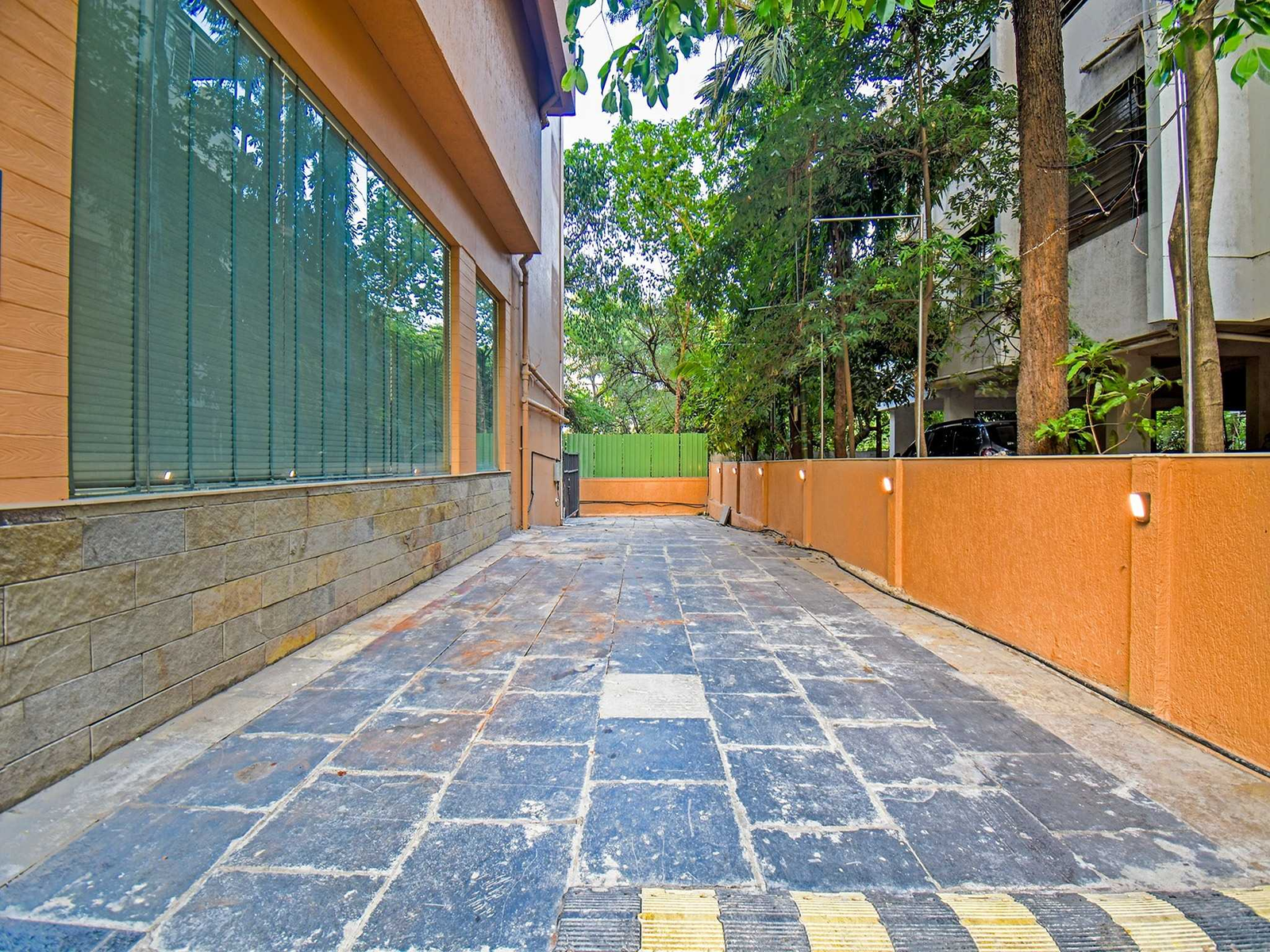 palette shrinivas suites baner pune