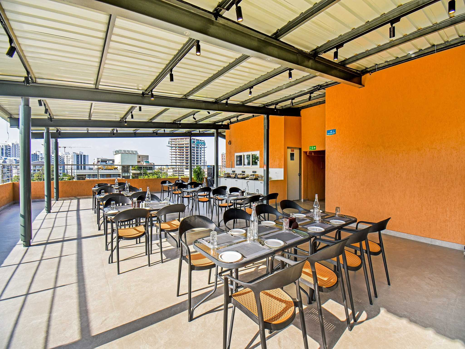 palette shrinivas suites baner pune