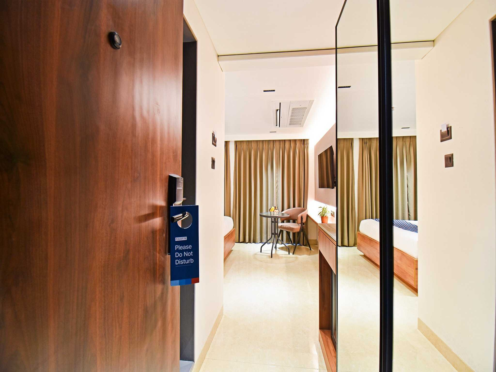 palette shrinivas suites baner pune