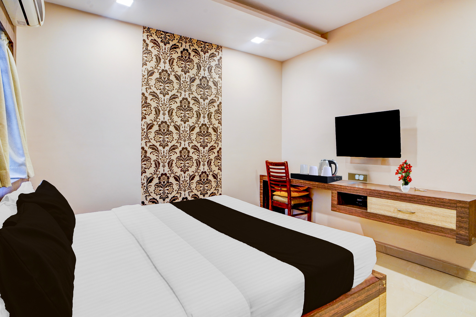 townhouse madan mahal railway junction formerly annpurna inn