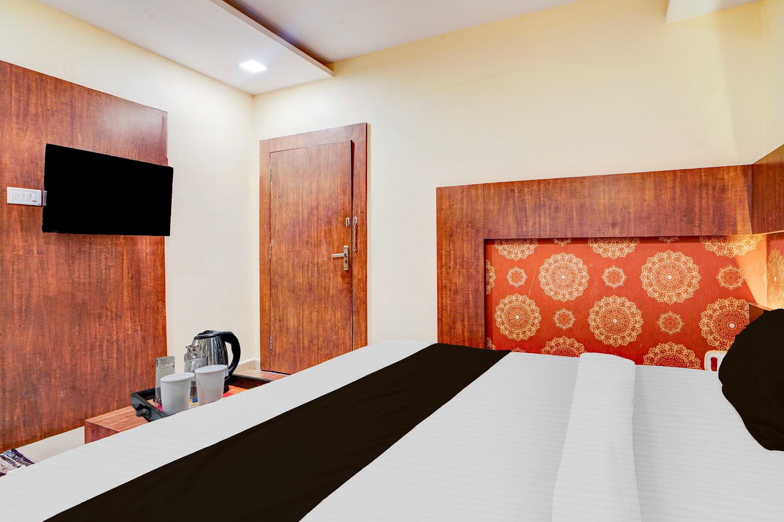 townhouse madan mahal railway junction formerly annpurna inn