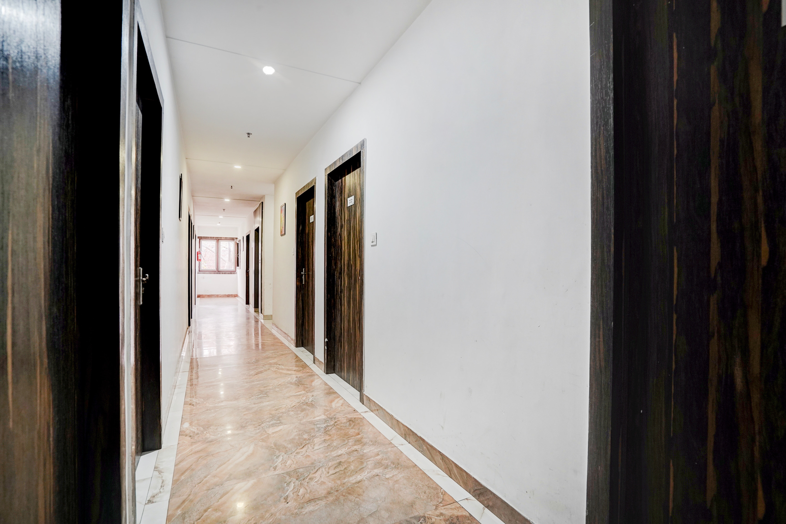 townhouse by oyo golden temple amritsar formerly a star