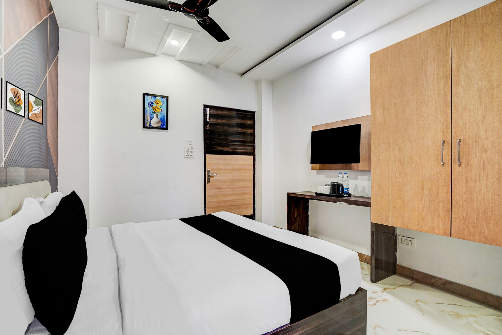 townhouse by oyo golden temple amritsar formerly a star