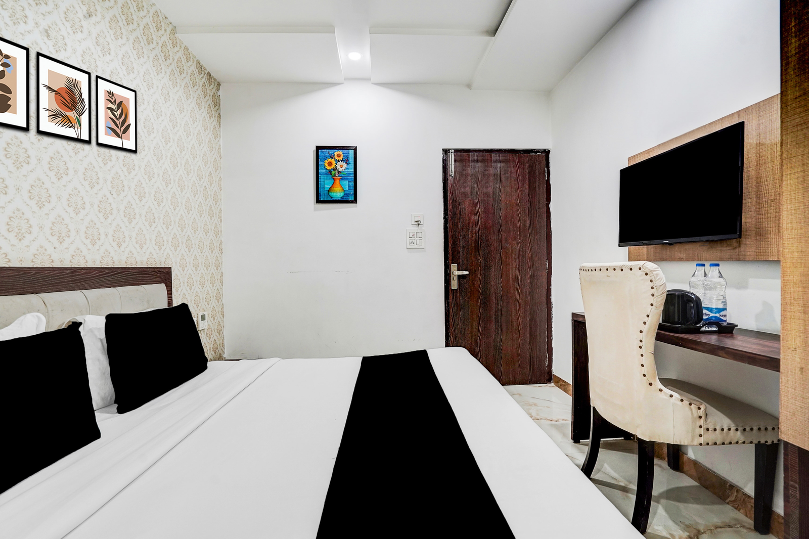 townhouse by oyo golden temple amritsar formerly a star