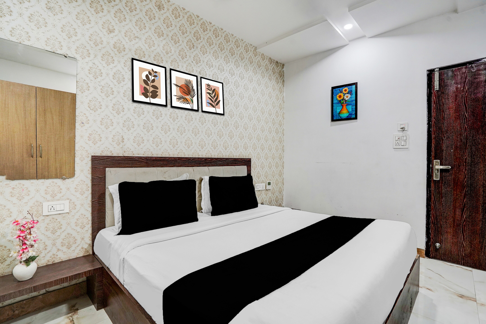 townhouse by oyo golden temple amritsar formerly a star