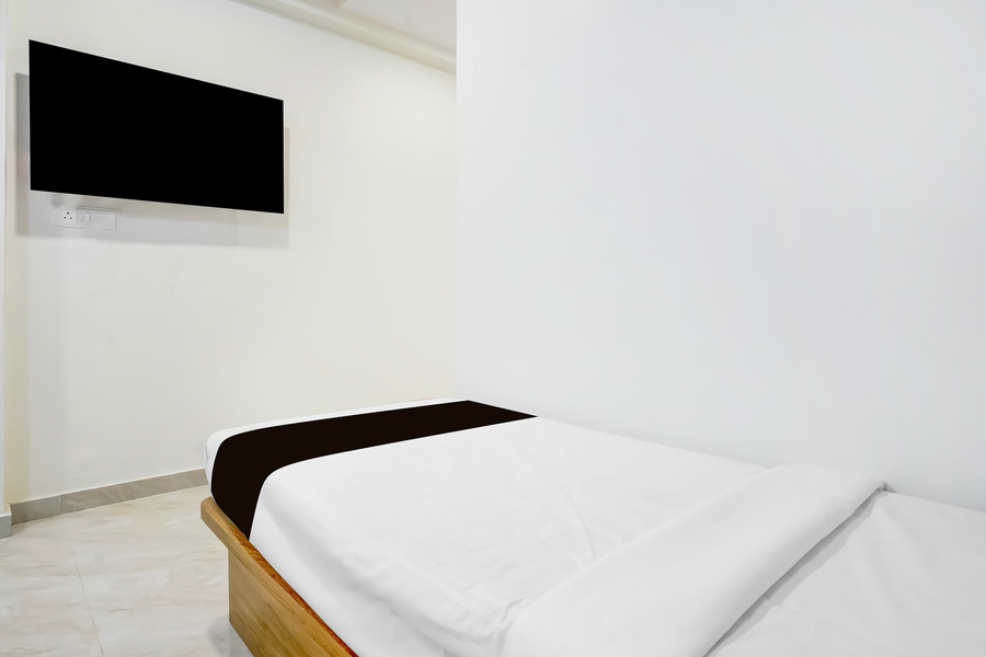 super hotel o nashik road railway station