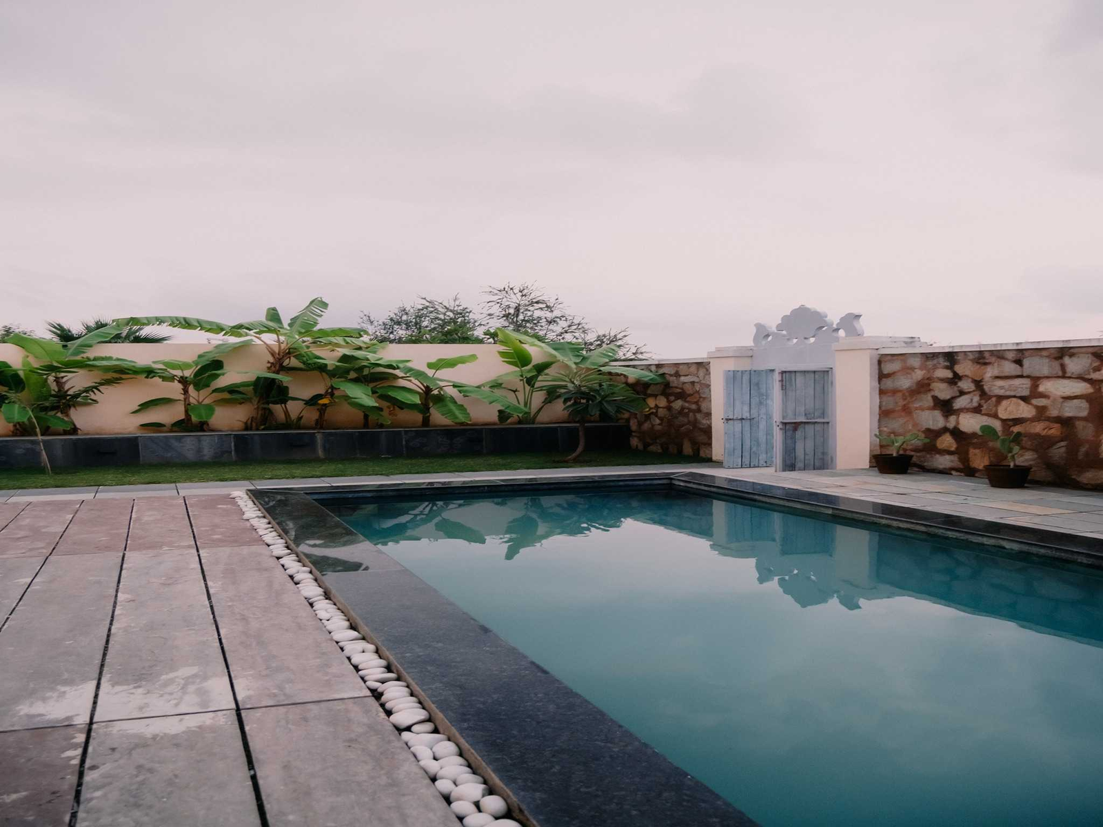 dancenter parijat villas and suites udaipur