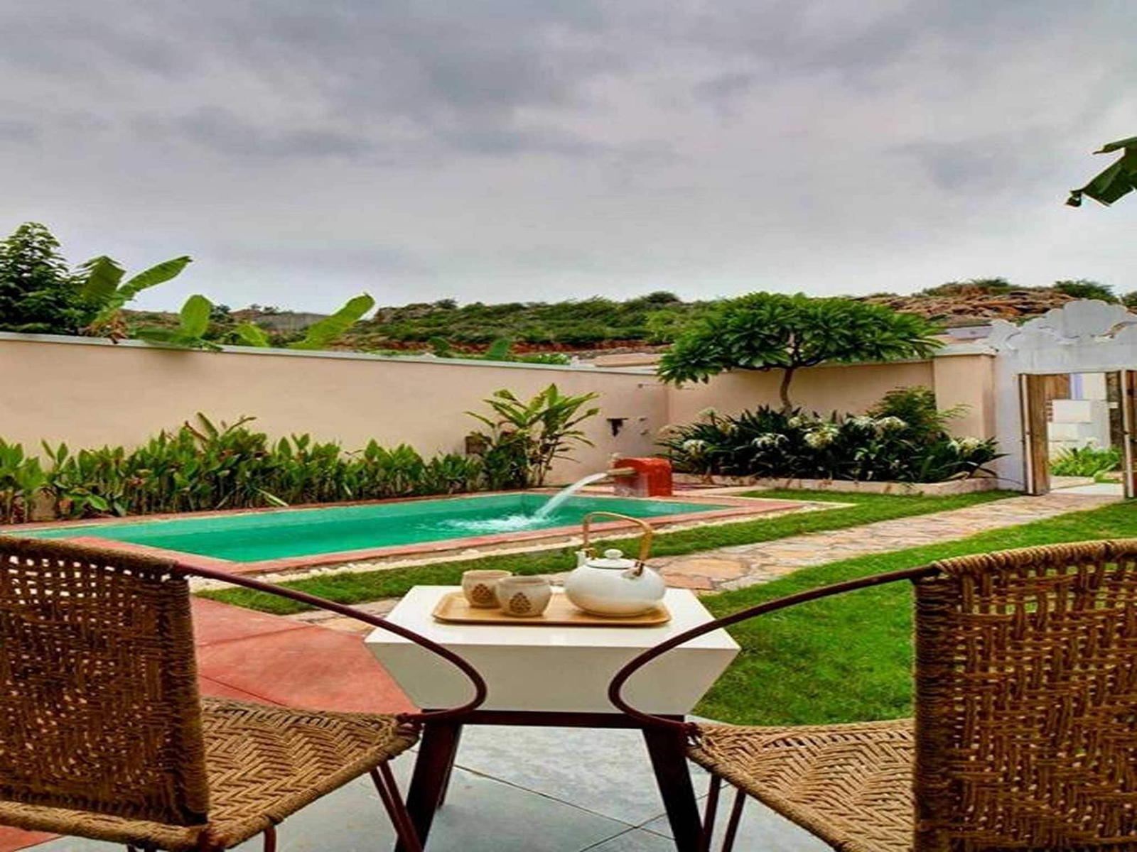 dancenter parijat villas and suites udaipur