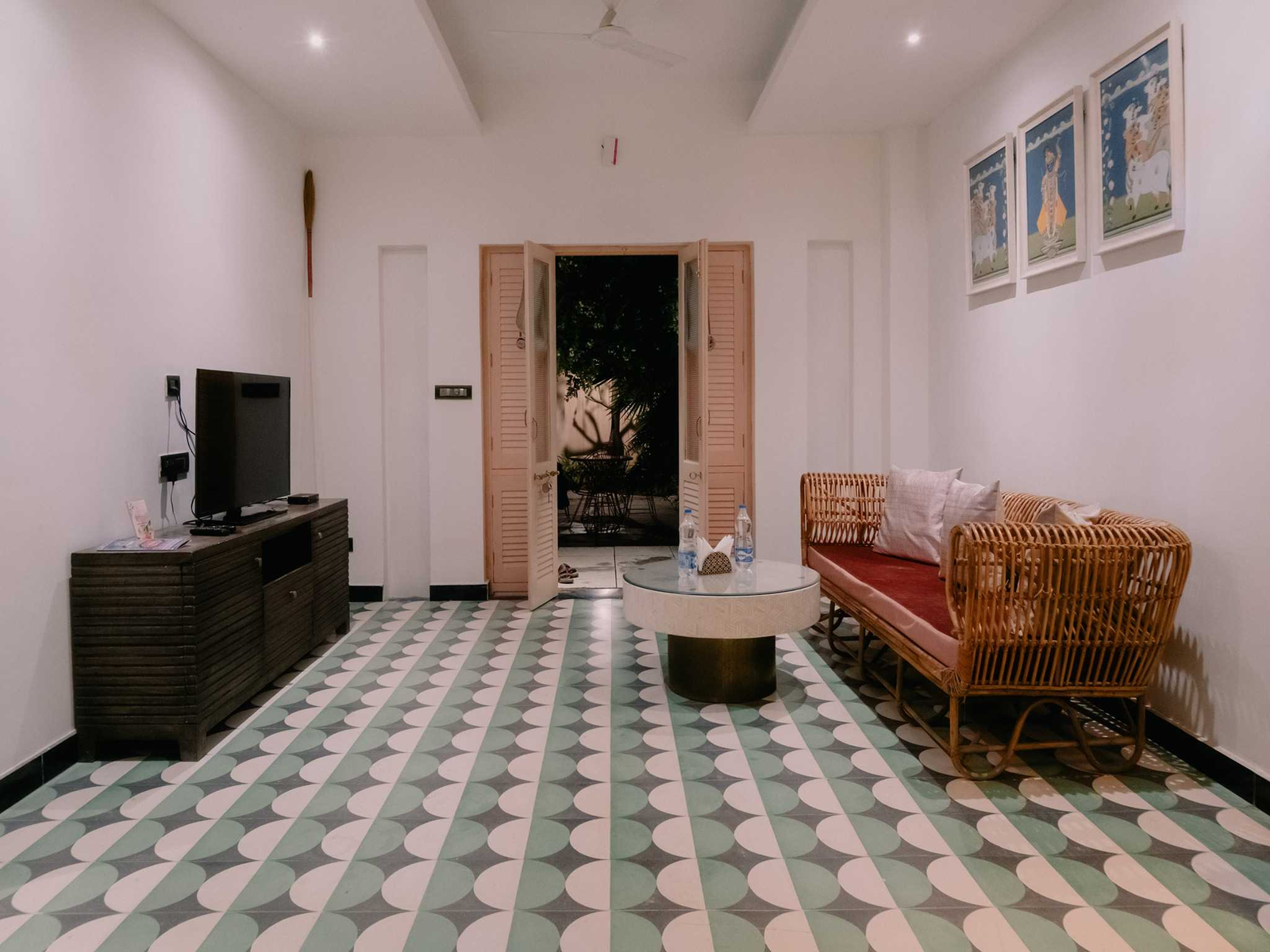 dancenter parijat villas and suites udaipur