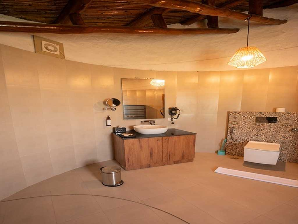 dancenter parijat villas and suites udaipur