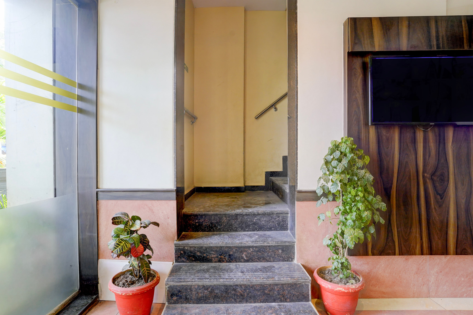 Super Townhouse Andheri Sakinaka Metro Formerly Hotel Amour,,3 star