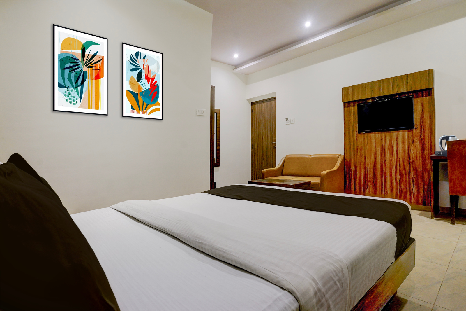 super townhouse andheri sakinaka metro formerly hotel amour