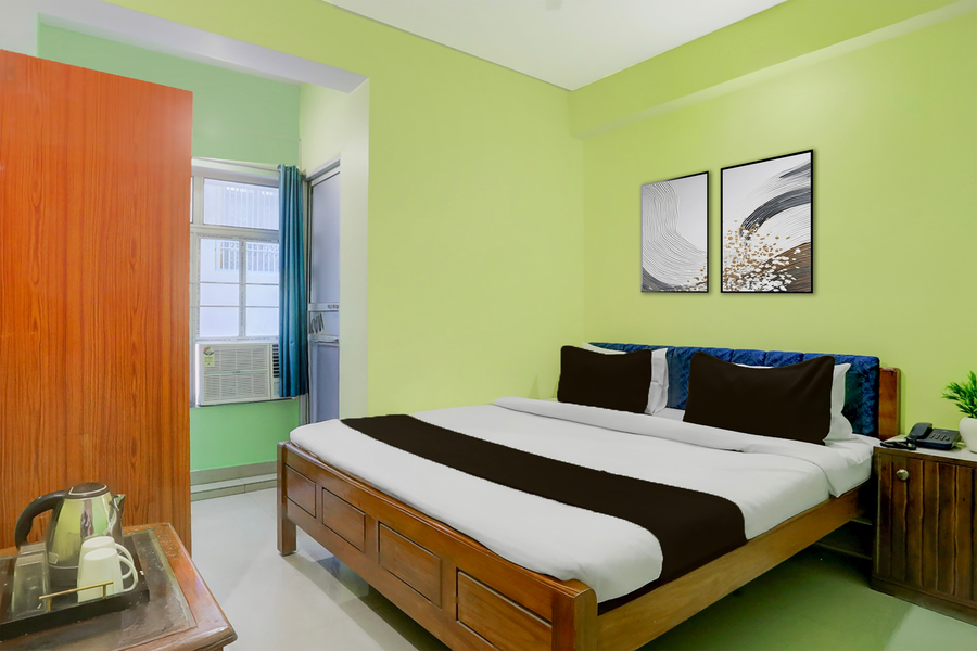 super collection o chhapra railway junction formerly hotel city palace