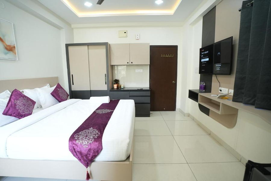 hotel flamount arka studios
