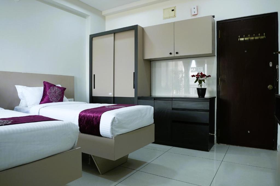 hotel flamount arka studios