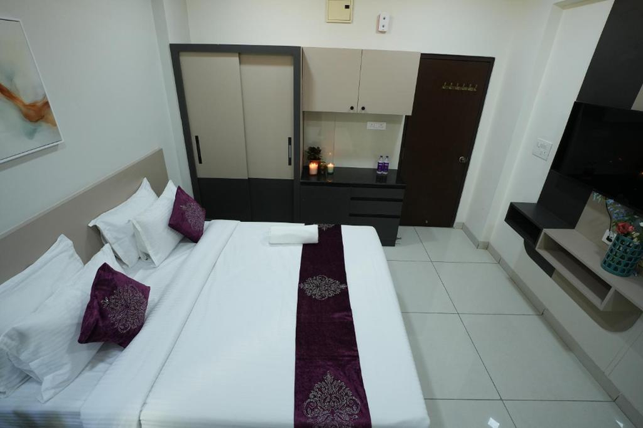 hotel flamount arka studios