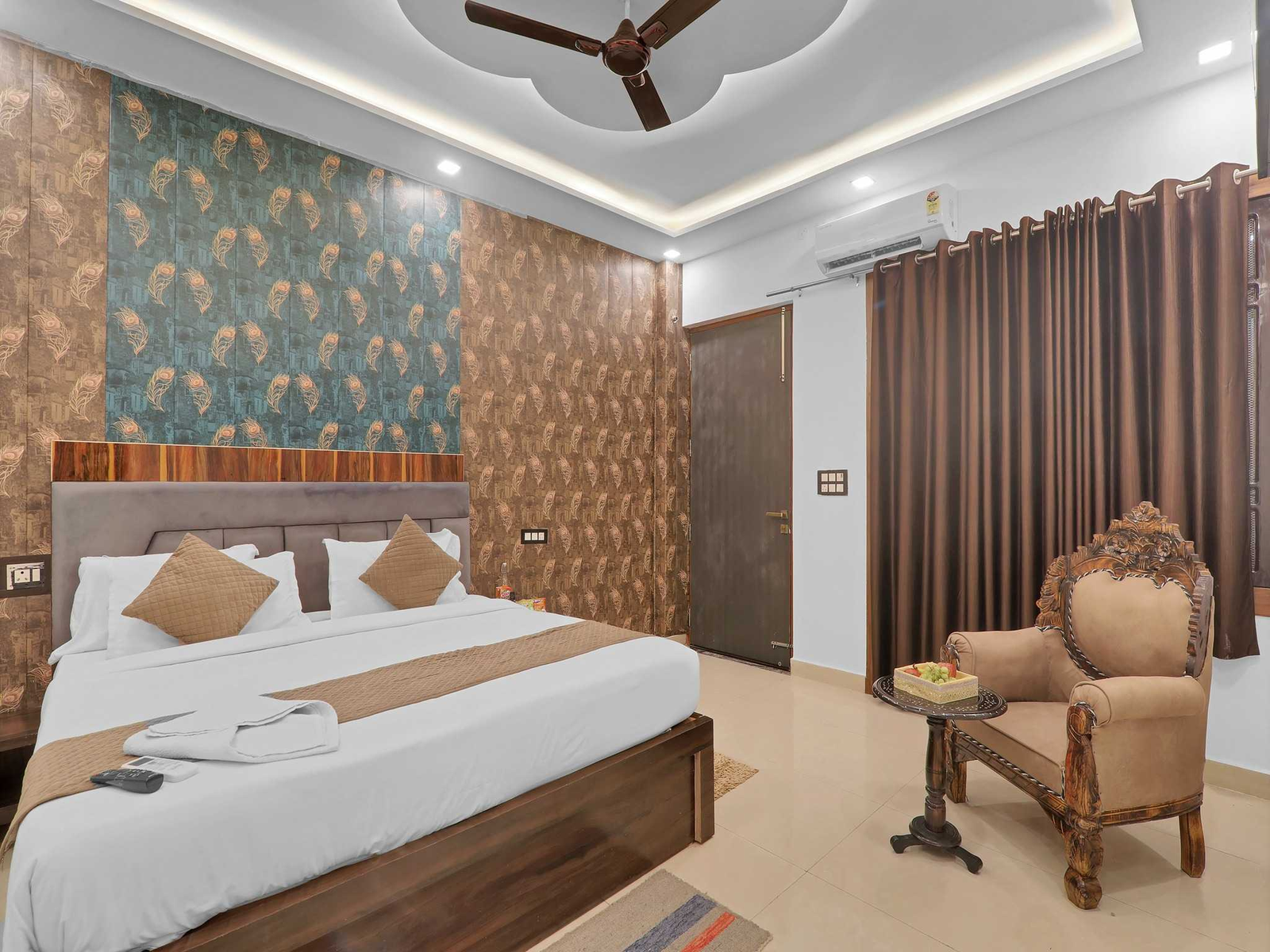palette oraya greens by checkin kathauta lake lucknow