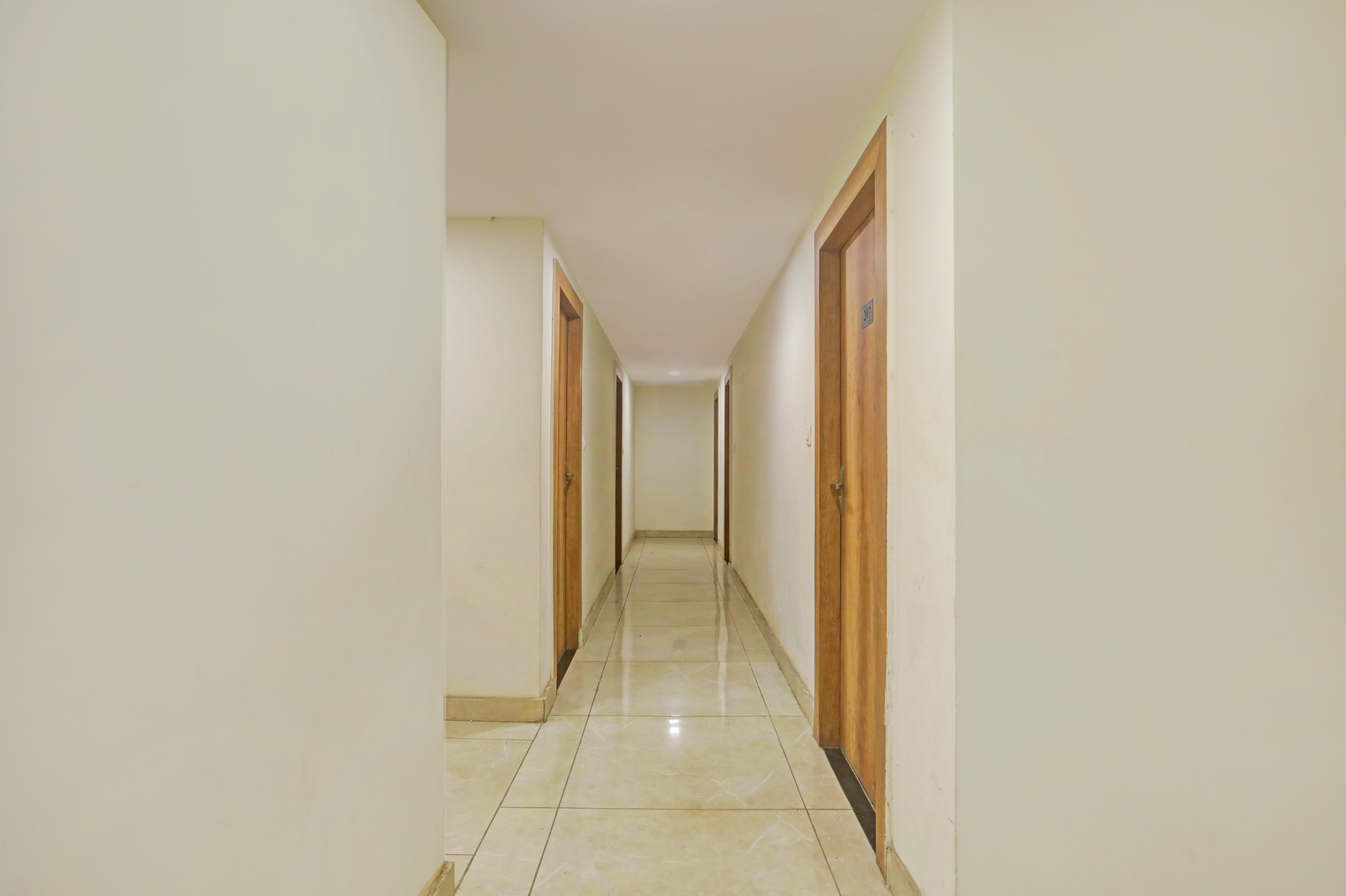 super townhouse oak city centre dhanbad formerly hotel kuber inn