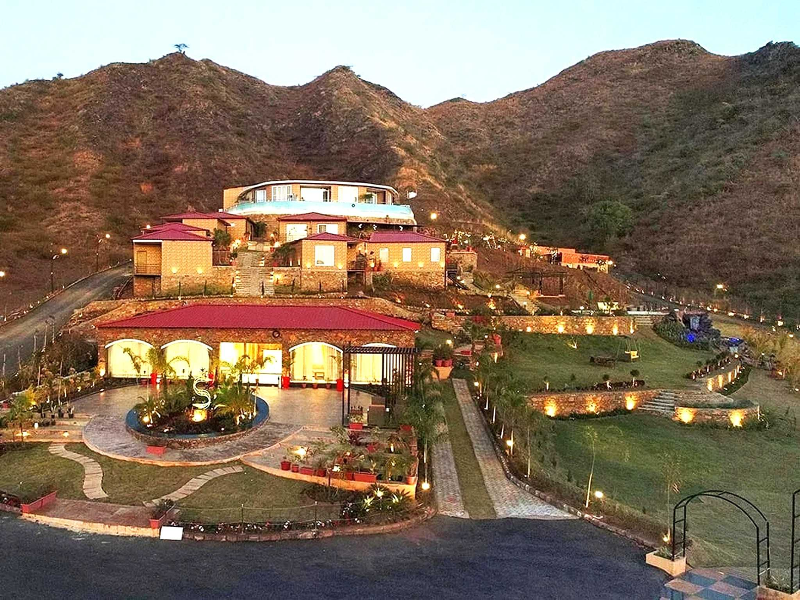 clubhouse resort swarnagarh udaipur