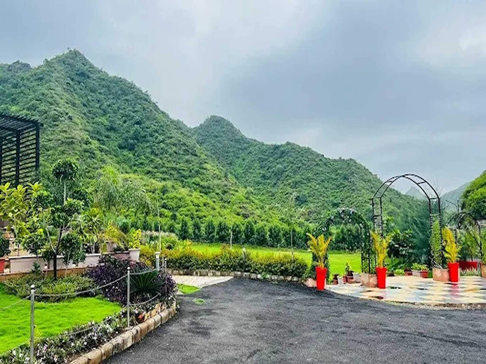 Clubhouse Resort Swarnagarh Udaipur,,4 star