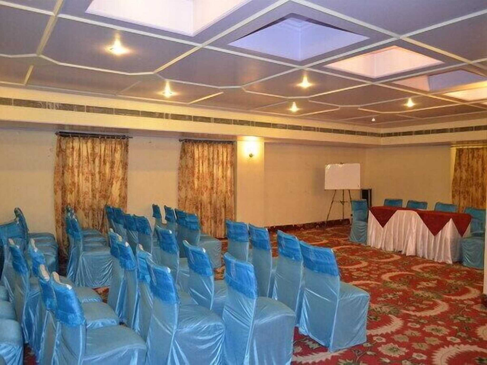 palette hotel jaipur city centre