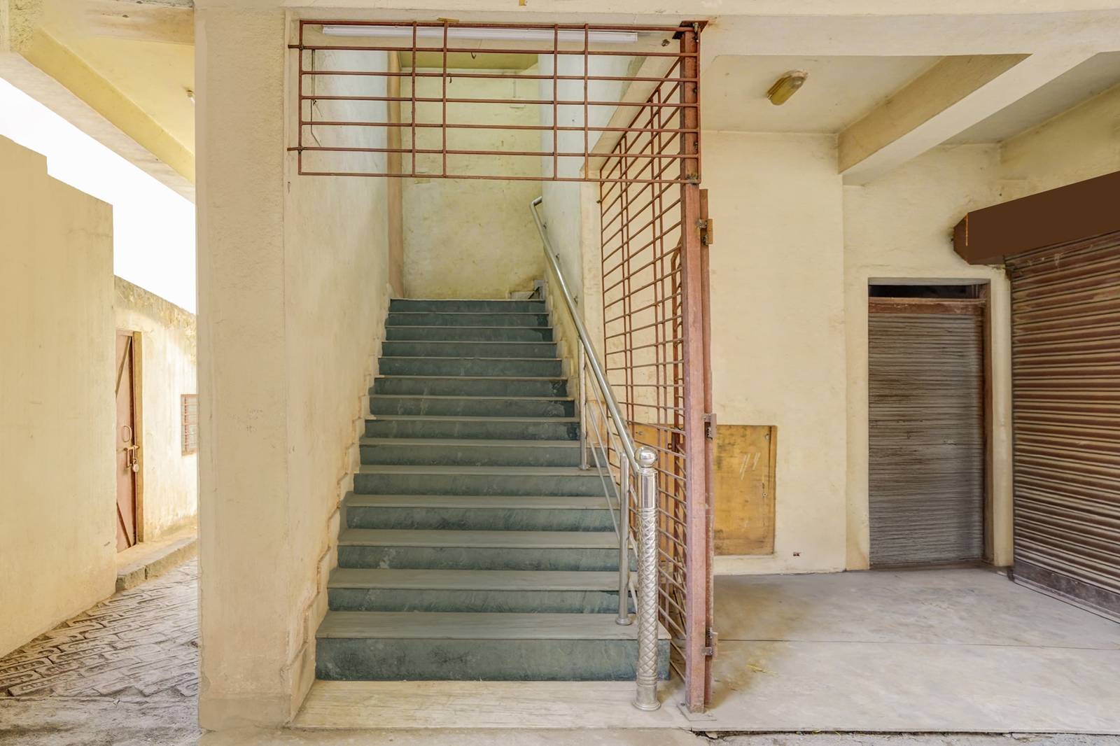 Hotel O Mission Hospital Durgapur Formerly Relax Guest House,,3 star