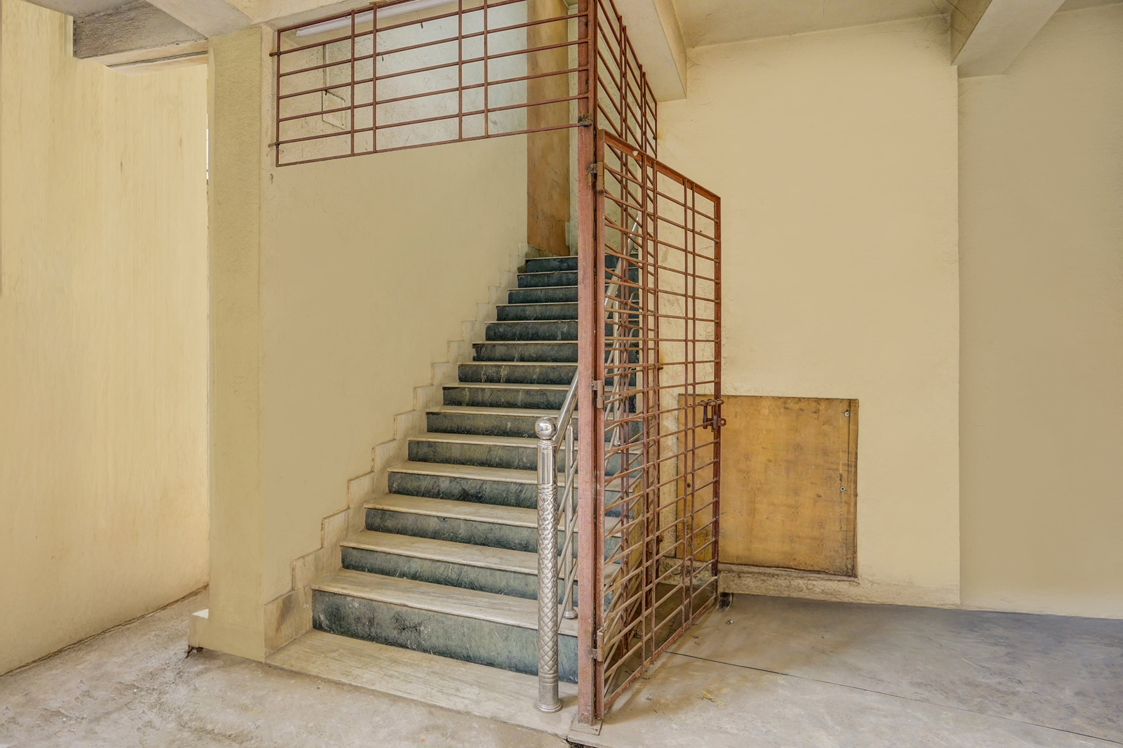 Hotel O Mission Hospital Durgapur Formerly Relax Guest House,,3 star