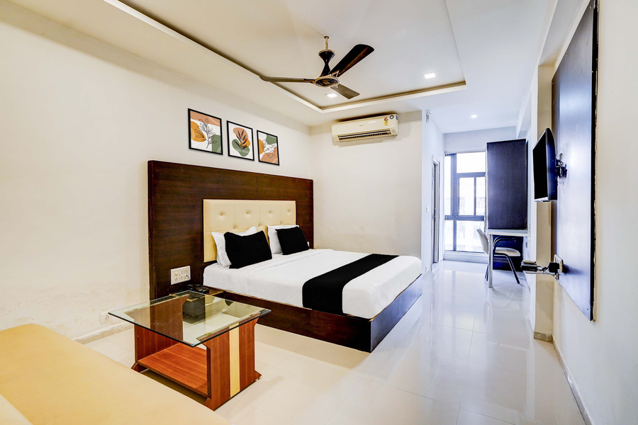 super collection o infocity metro station gandhinagar formerly hotel grand krishna