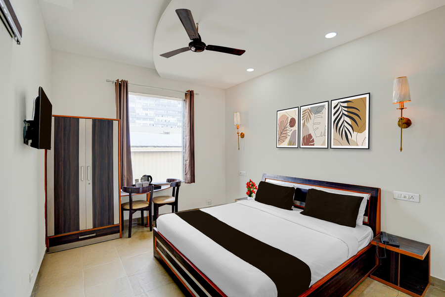 super townhouse by oyo cosmo mall zirakpur formerly r k residency