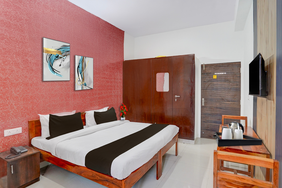 townhouse manipal university highway king bagru formerly golden hotel