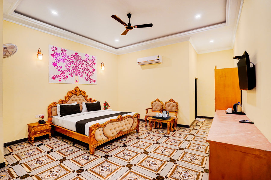 super oyo palette hotel and resort lbs international airport formerly banaras kila