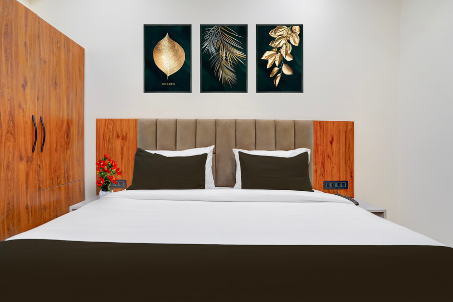 super townhouse cosmos mall ujjain formerly ashok sadhna
