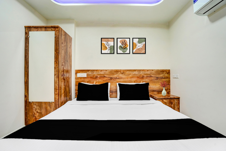 collection o prahlad nagar road formerly hotel aura inn