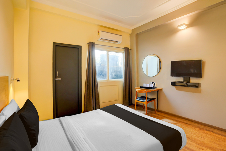 super oyo townhouse singapore mall formerly hotel sunshine