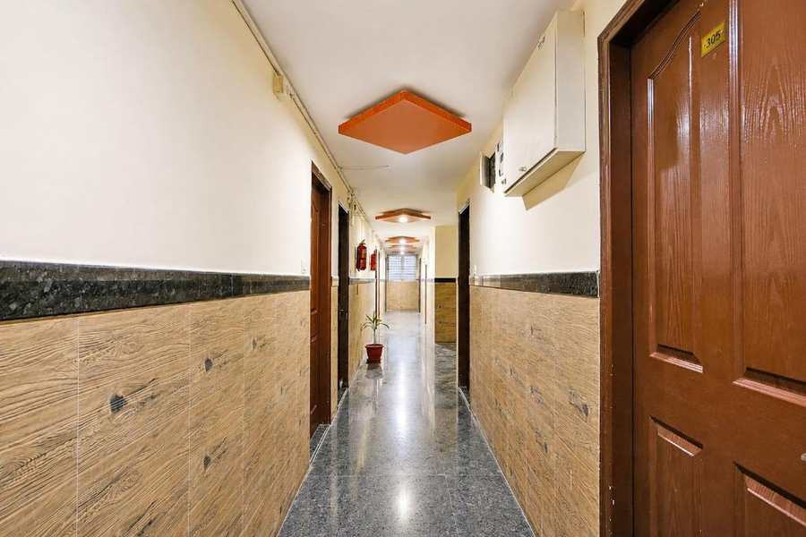 Townhouse Nagawara Junction Bangalore,Hbr Layout,3 star
