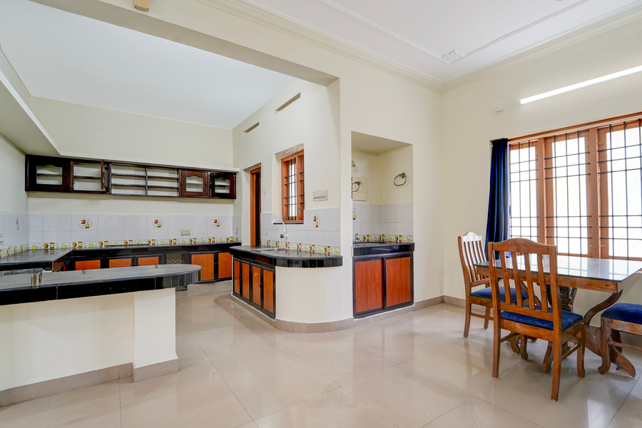 super townhouse kazhakootam formerly tajma