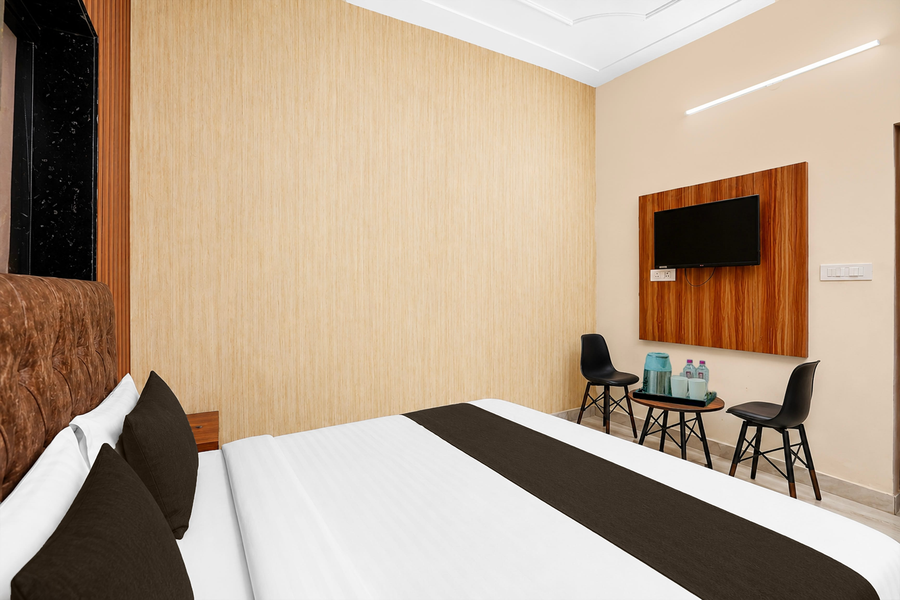 super collection o sector 78 mohali formerly hotel prince