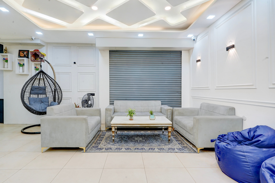 super townhouse zero mile metro station patna formerly the king hotel and banquet