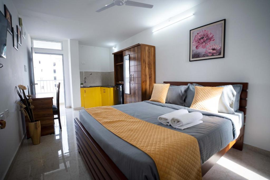 yellow bells studios and suites