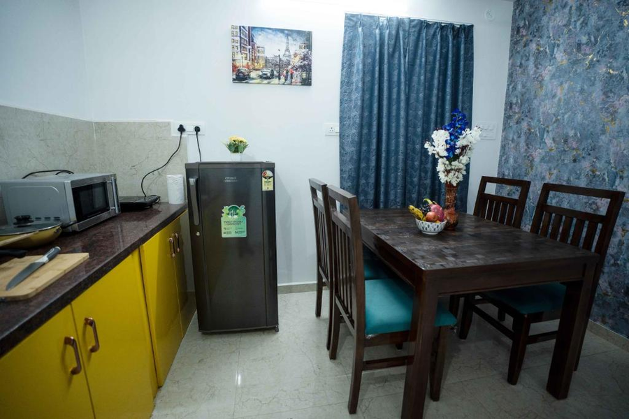 yellow bells studios and suites