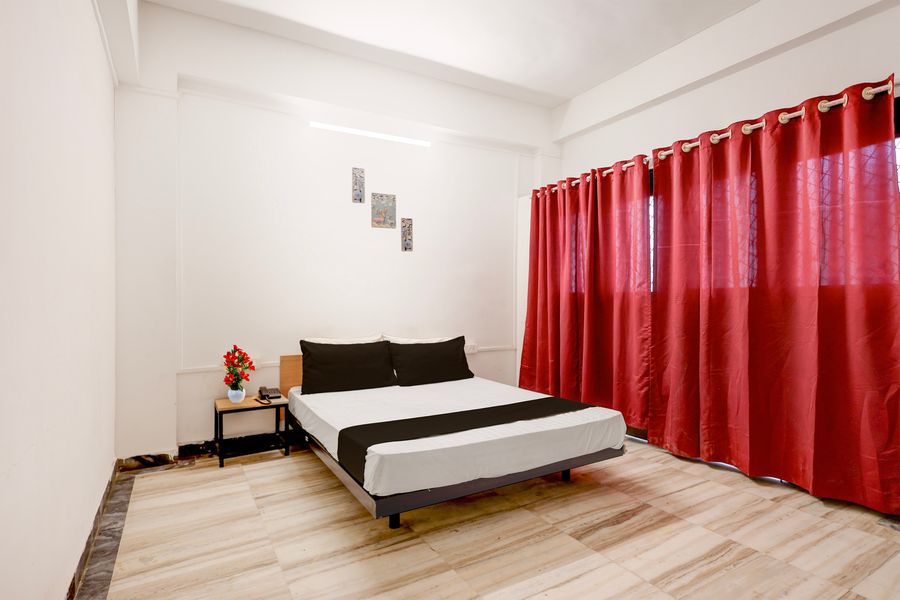 collection o nashik bus station formerly hotel saubhagya inn