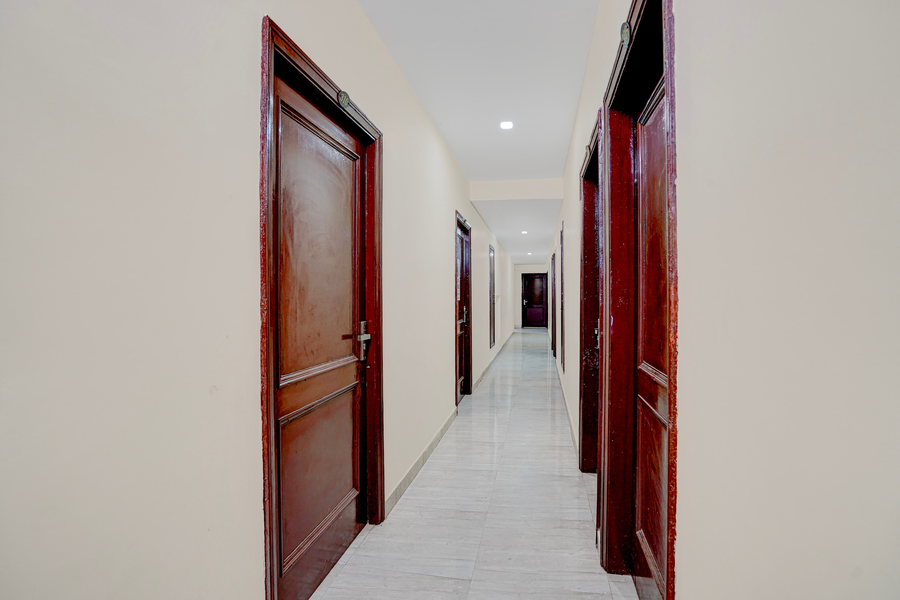 collection o khalsa college amritsar formerly global towers