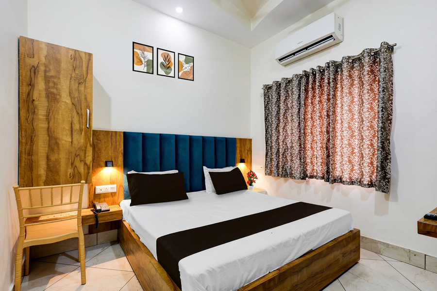 super collection o by oyo ambedkar chowk formerly hotel paras inn